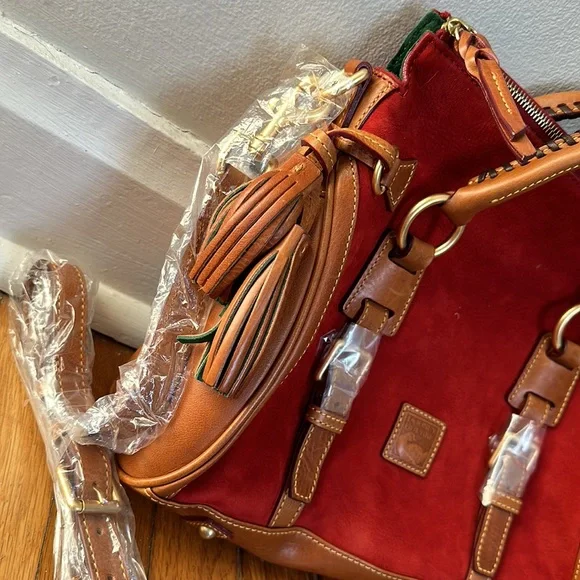 Dooney and Bourke red small jones bag nubuck leather - Picture 2 of 16